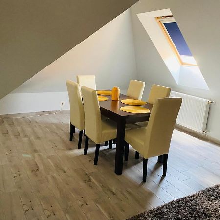 Tamara Apartman Apartment ไฮจ์ดุสโซบอสโล ภายนอก รูปภาพ